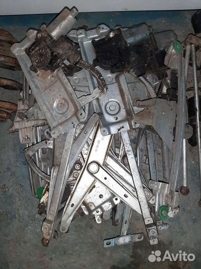 Стеклоподьемники Opel