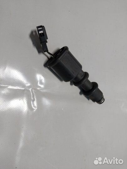 Датчик заднего хода Ваз Калина универсал 8