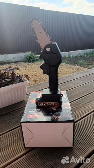 Мини пила аккумуляторная цепная