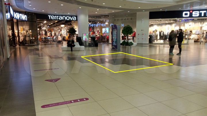 ТЦ «Галерея», торговая площадь, 8 м²