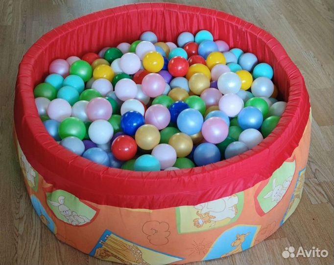 Бассейн с шарами 424шт