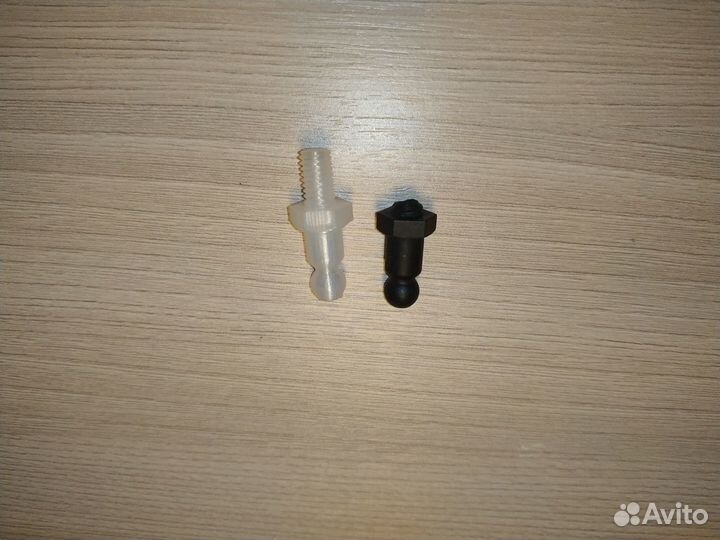 Направляющие задних фонарей Шкода Октавия а7 Рапид