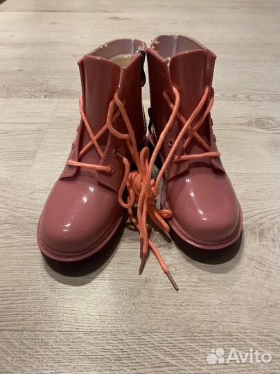 Резиновые сапоги новые 30