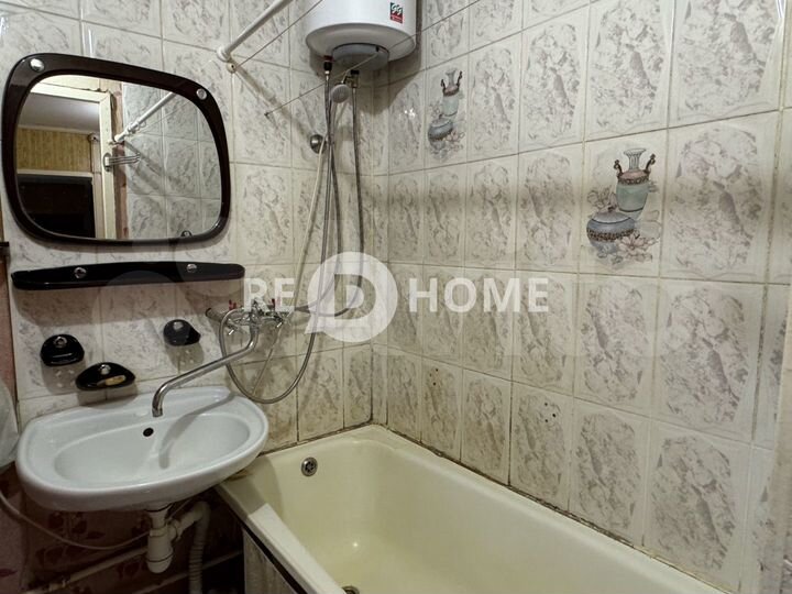 3-к. квартира, 63 м², 3/9 эт.
