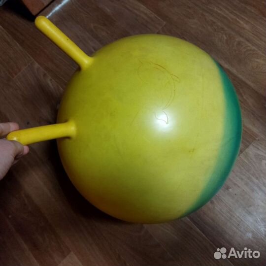 Мяч прыгун с ушками (фитбол)