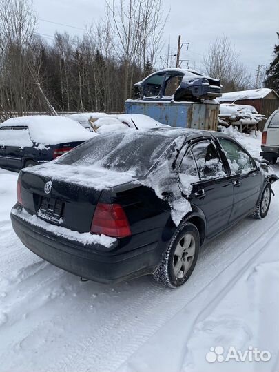 Volkswagen Jetta 2003 в разбор