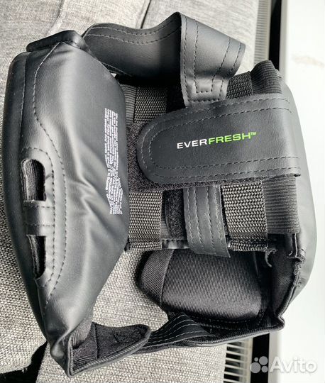 Боксерский шлем Everlast