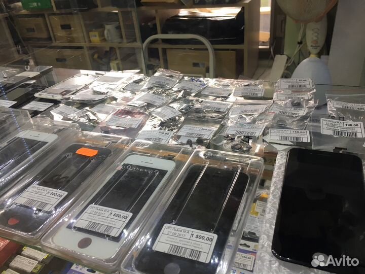 Дисплей iPhone 4/4s/5/5c/5s/6/6s/7/8/X/XR/XS