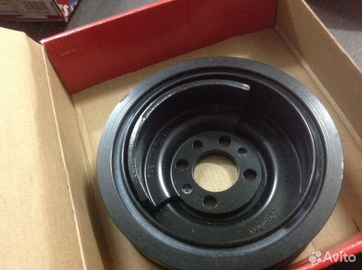 Шкив коленчатого вала на skoda 1.4