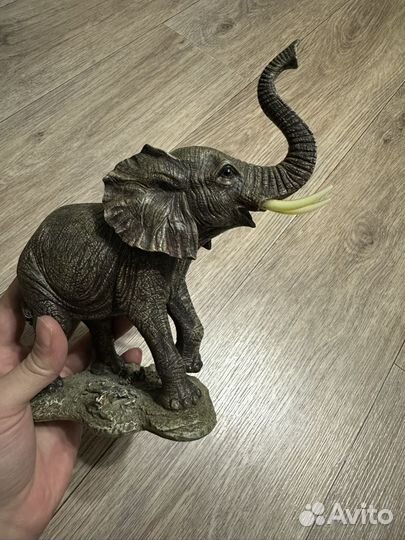 Статуэтка слон