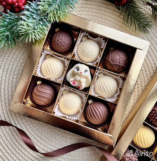 Новогодние подарки / шоколадные наборы / букеты