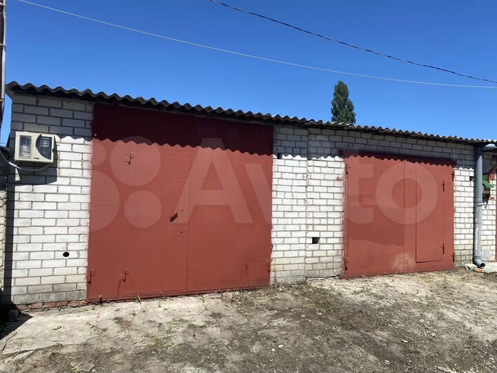 Гараж, > 30 м²