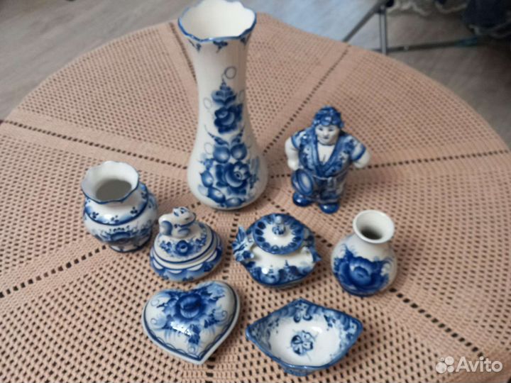 Фарфоровые статуэтки Гжель