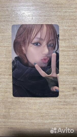 Карта Blackpink Лиса shut down неоригинал