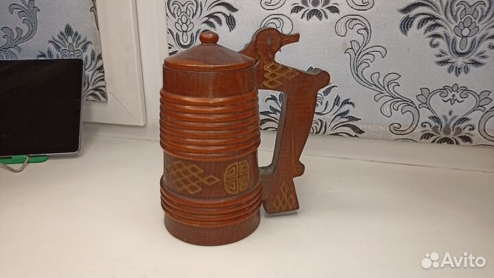 Пивная деревянная кружка