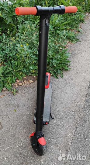 Самокат взрослый электрический бу немного