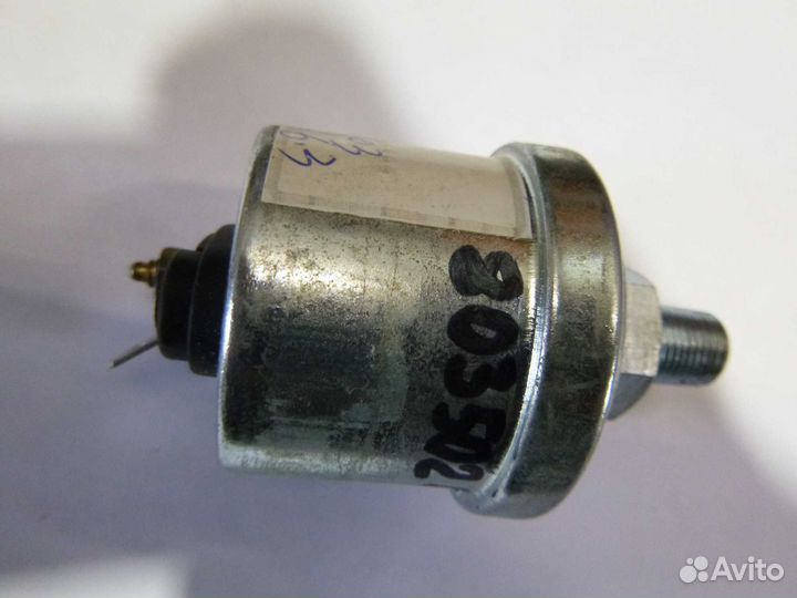 Датчик давления масла в двигателе WGC-Z1/2/D2300-0