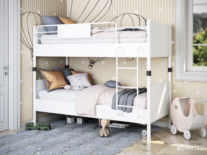 Двухъярусная металлическая кровать