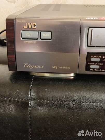 Видеомагнитофон JVC Elegance VHS HP DD-949