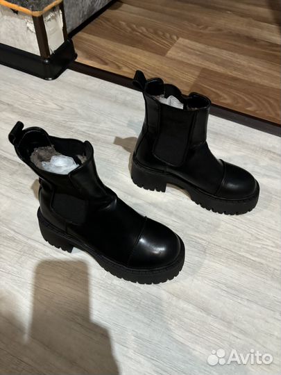 Ботинки челси женские