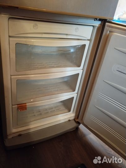 Холодильник бу