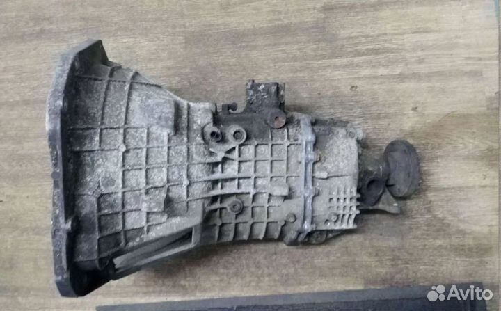 Кпп мт - 75 корпус 5 ступ 2002 г