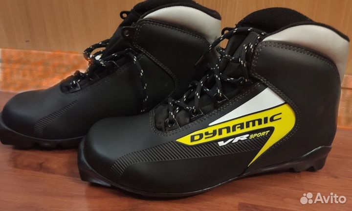 Лыжные ботинки Dynamic 40 разм