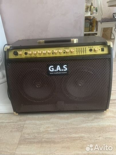 Гитарный комбоусилитель 60 ватт