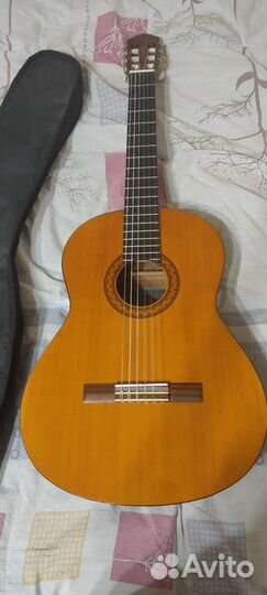 Классическая гитара Yamaha c40