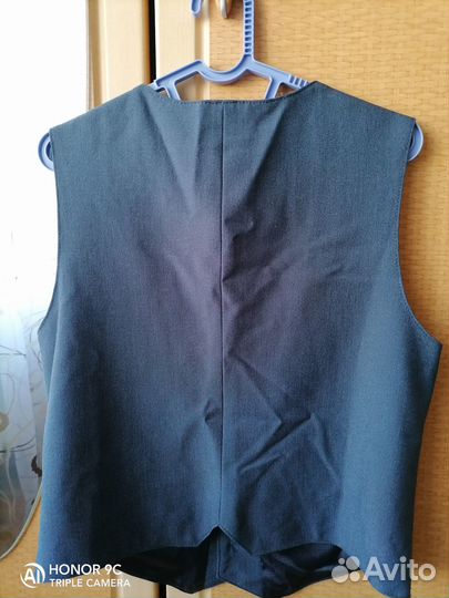 Жилетка для мальчика школьная 140