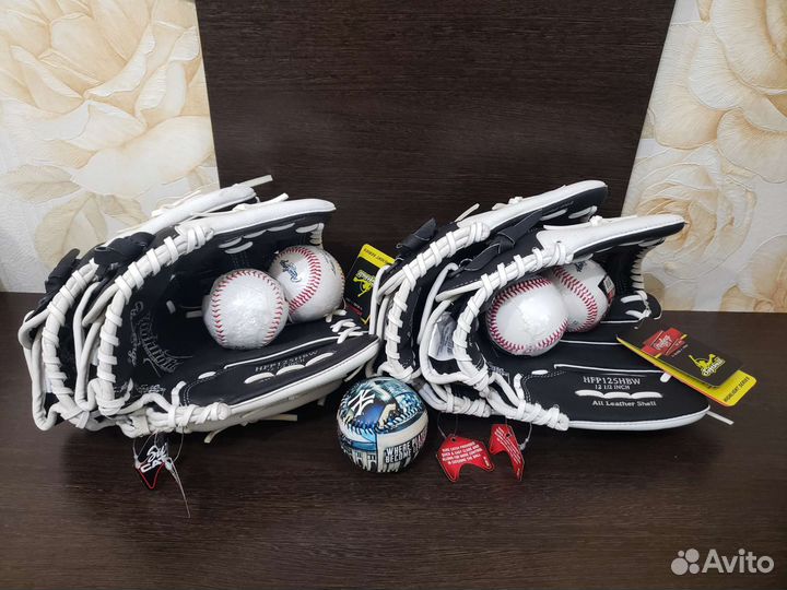 Бейсбольная перчатка