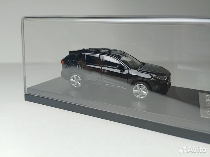 Toyota RAV4 Hybrid 1:64