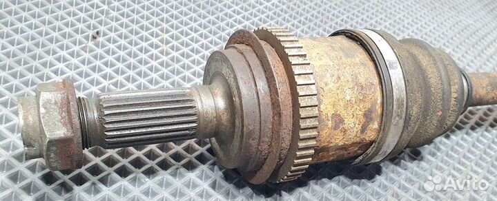 Полуось задняя правая Honda C-RV 1