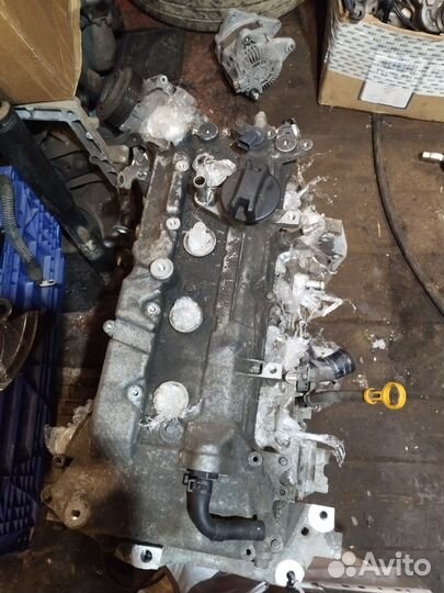 Двигатель Nissan HR16