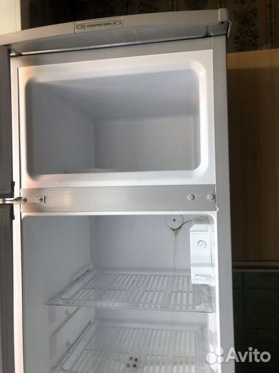 Холодильник бу маленький
