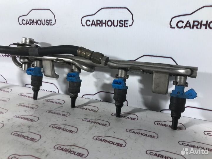 Рампа с форсунками Volkswagen Passat B5 1.8 ADR