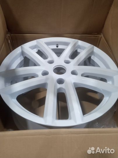 4 диска Volkswagen Tuareg 8x18 5x130 ET 53