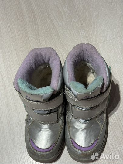 Ботинки зимние на девочку 31 р