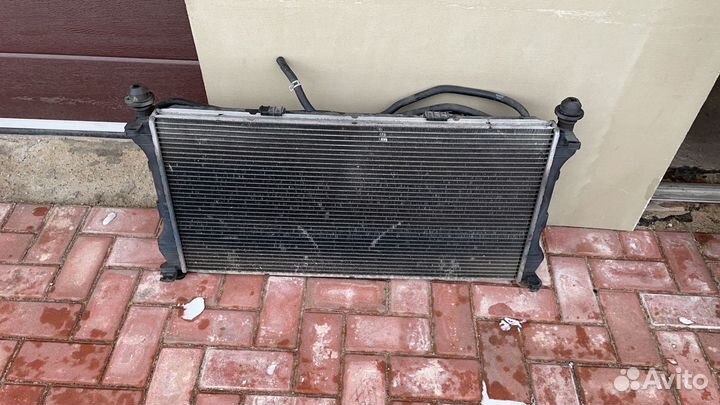 Радиатор Форд Транзит 2.0 D. 2005г