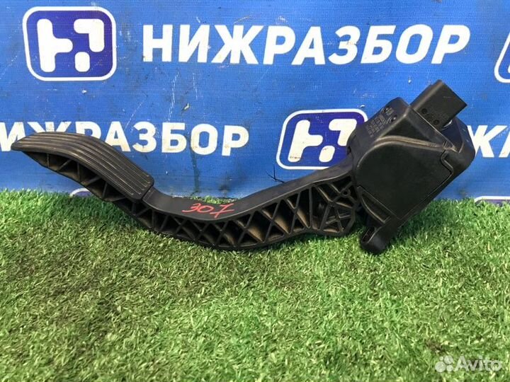 Педаль газа Peugeot 307 1.6 TU5JP4 2007