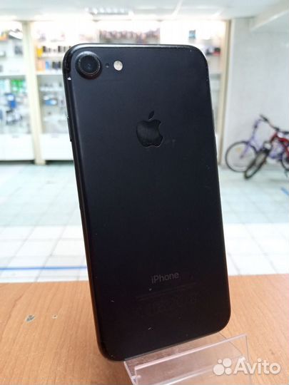 iPhone 7, 32 ГБ