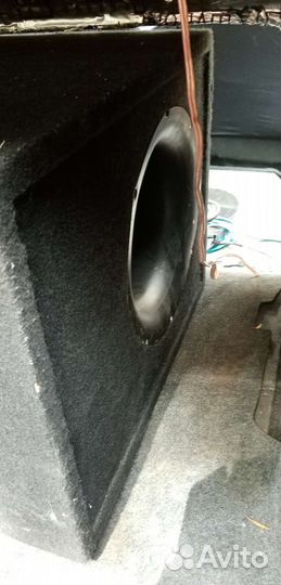 Сабвуфер и усилитель. Мачета