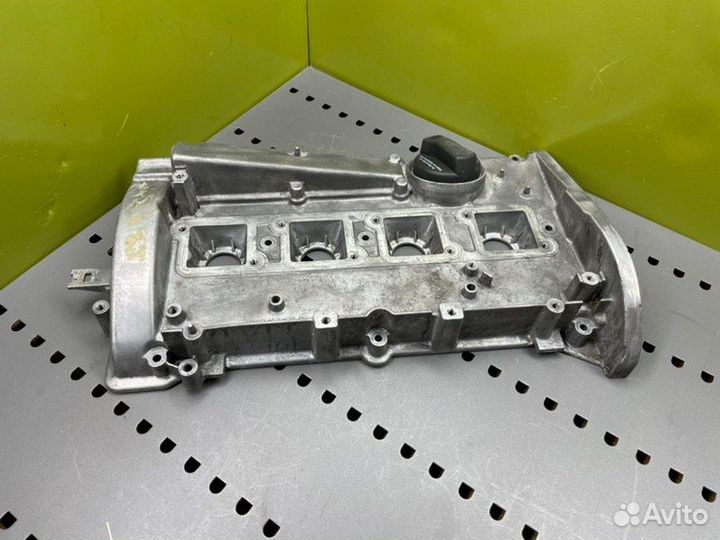 Крышка клапанов Volkswagen Passat B5+ ADR 2000