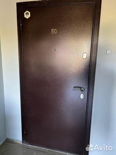 Дверь входная + межкомнатные