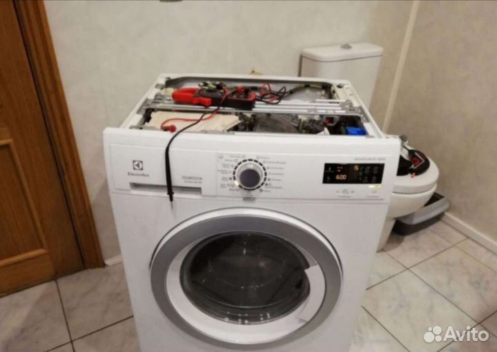 Ремонт холодильников/Стиральных машин/Электроплит