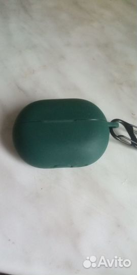 Наушников нет кейс зарядки
