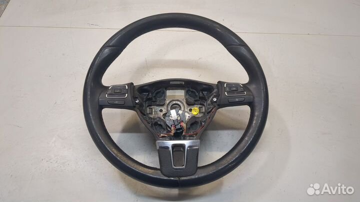 Руль Volkswagen Touran, 2010