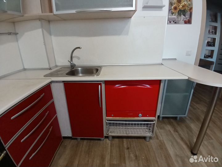 Кухонный гарнитур + техника