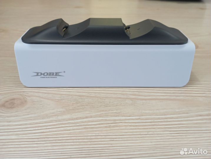 Зарядная станция dobe для DualSense