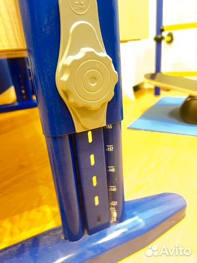 Растущая парта с тумбой